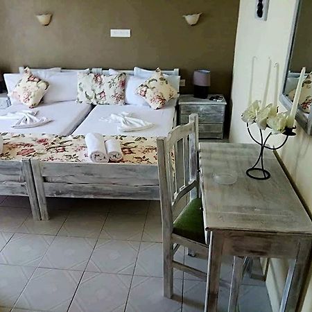 Foteini Rooms Skala Sotiros Luaran gambar