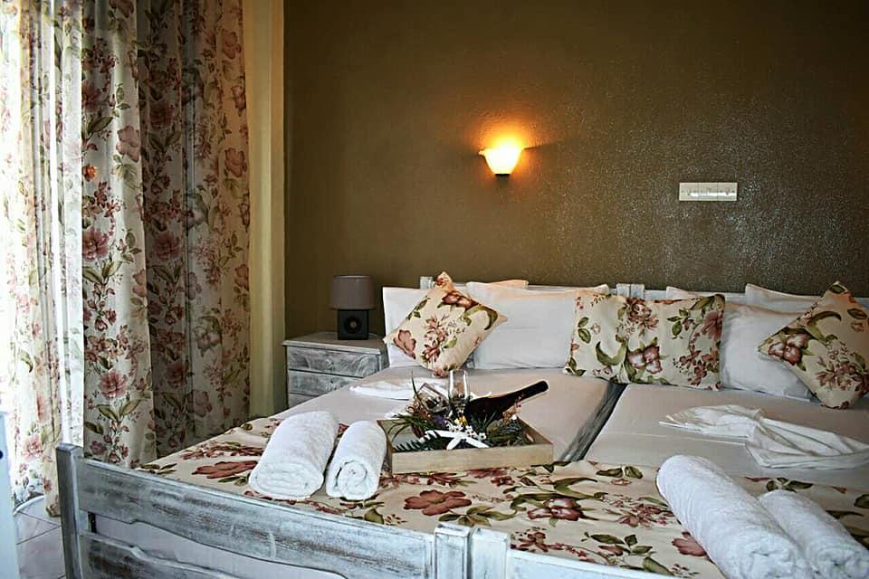 Foteini Rooms Skala Sotiros Luaran gambar