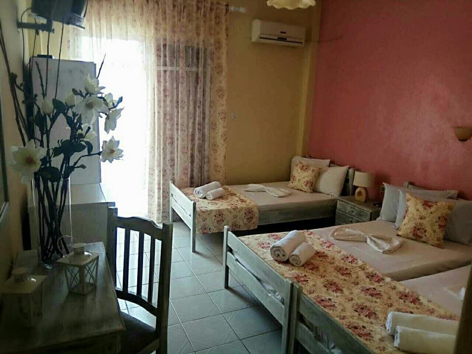 Foteini Rooms Skala Sotiros Luaran gambar